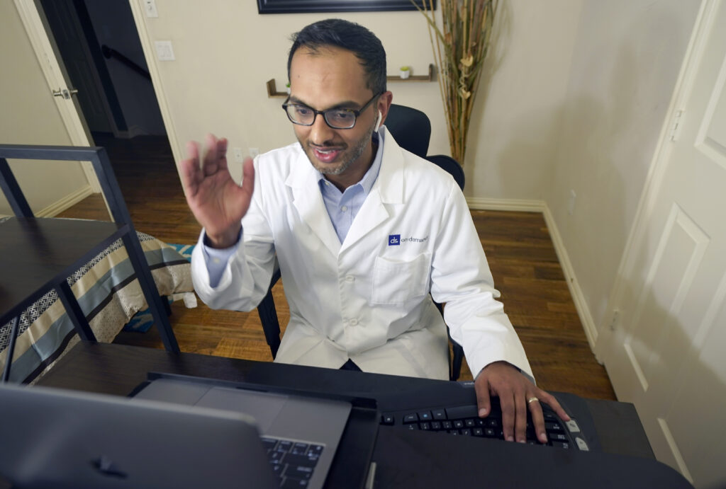 Virtual Medical Care Rises, Creating a Decline in Traditional Doctor’s Visits